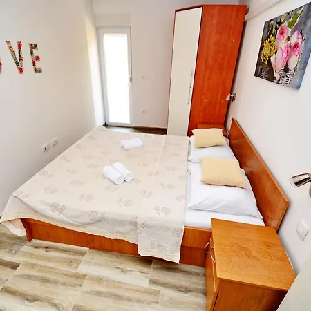 Apartman Gabi 1 *